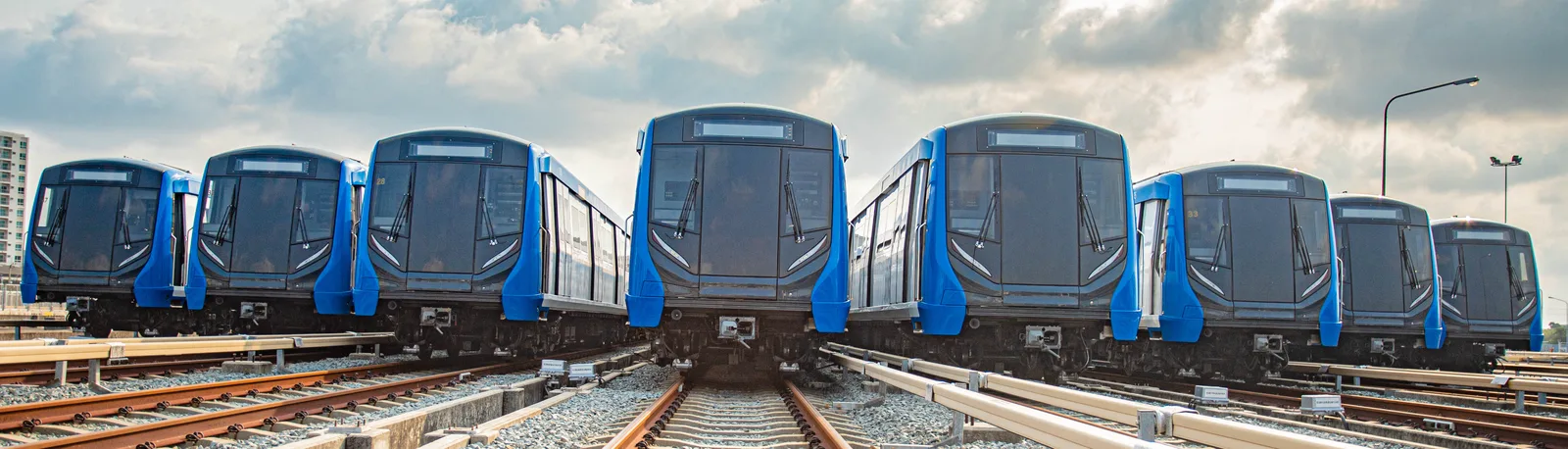 บรรยากาศรถไฟฟ้า MRT สายสีน้ำเงิน